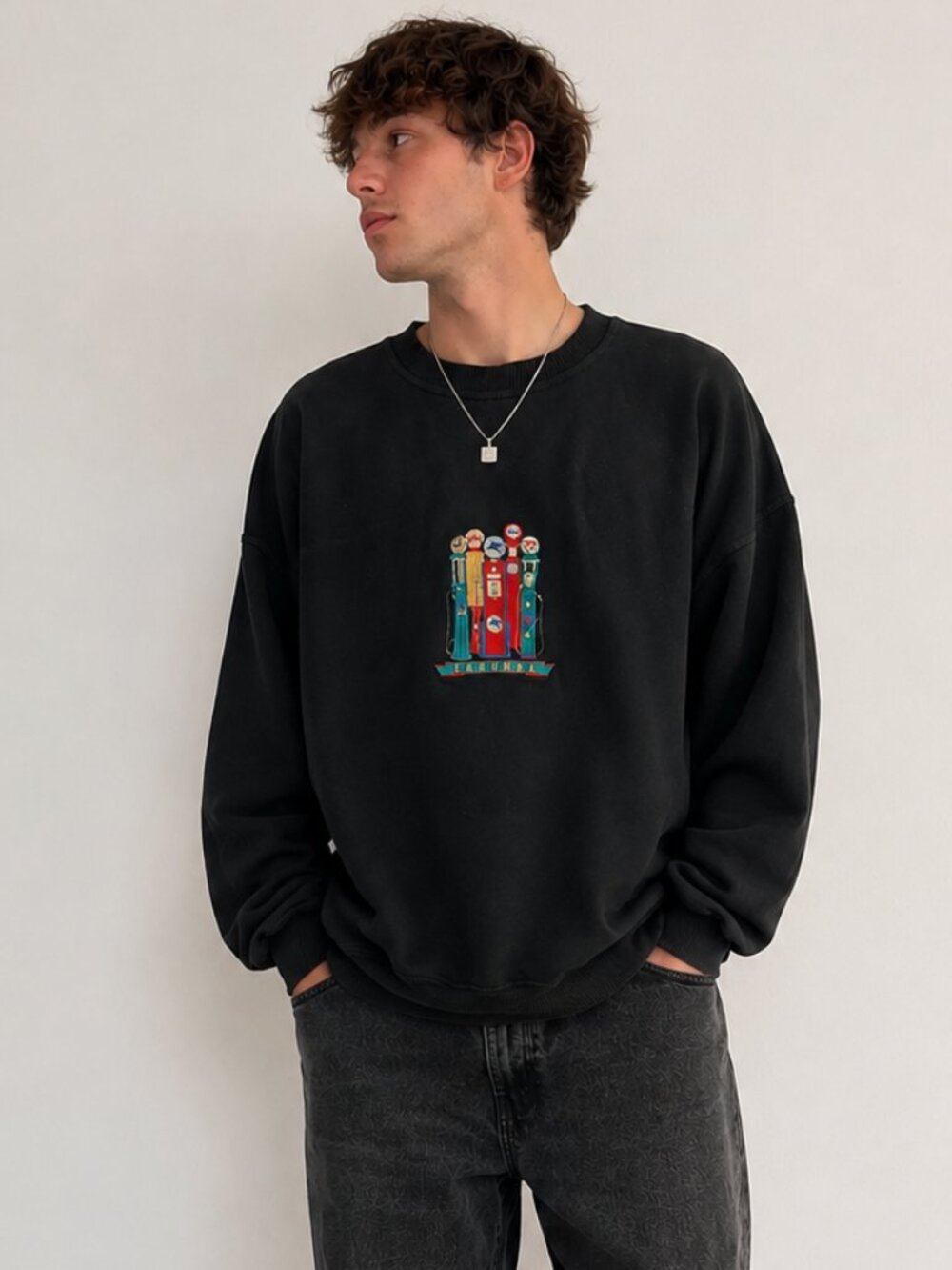 Vintage Cheyenne River Embroidered Sweatshirt Mens XL Black Oversized Americana